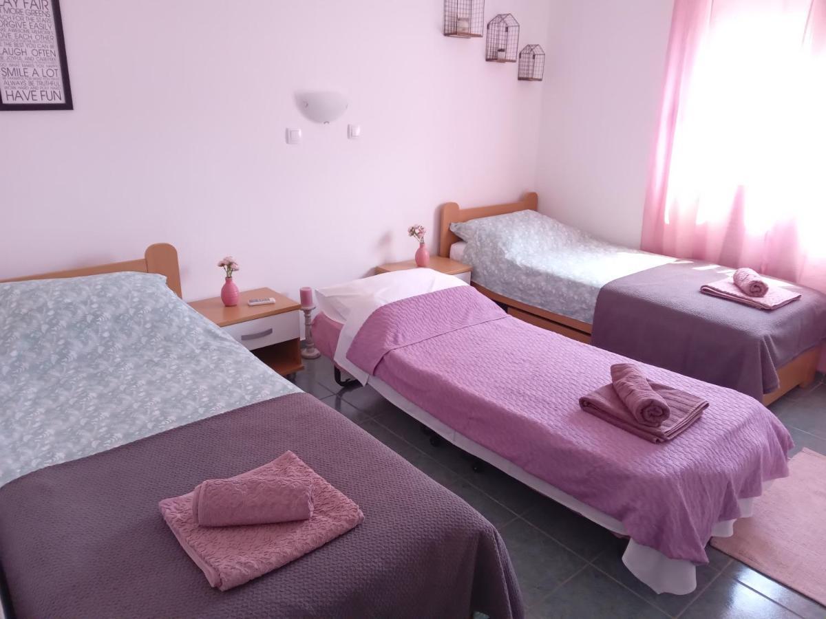 Holiday House Lara Starigrad Paklenica Eksteriør billede