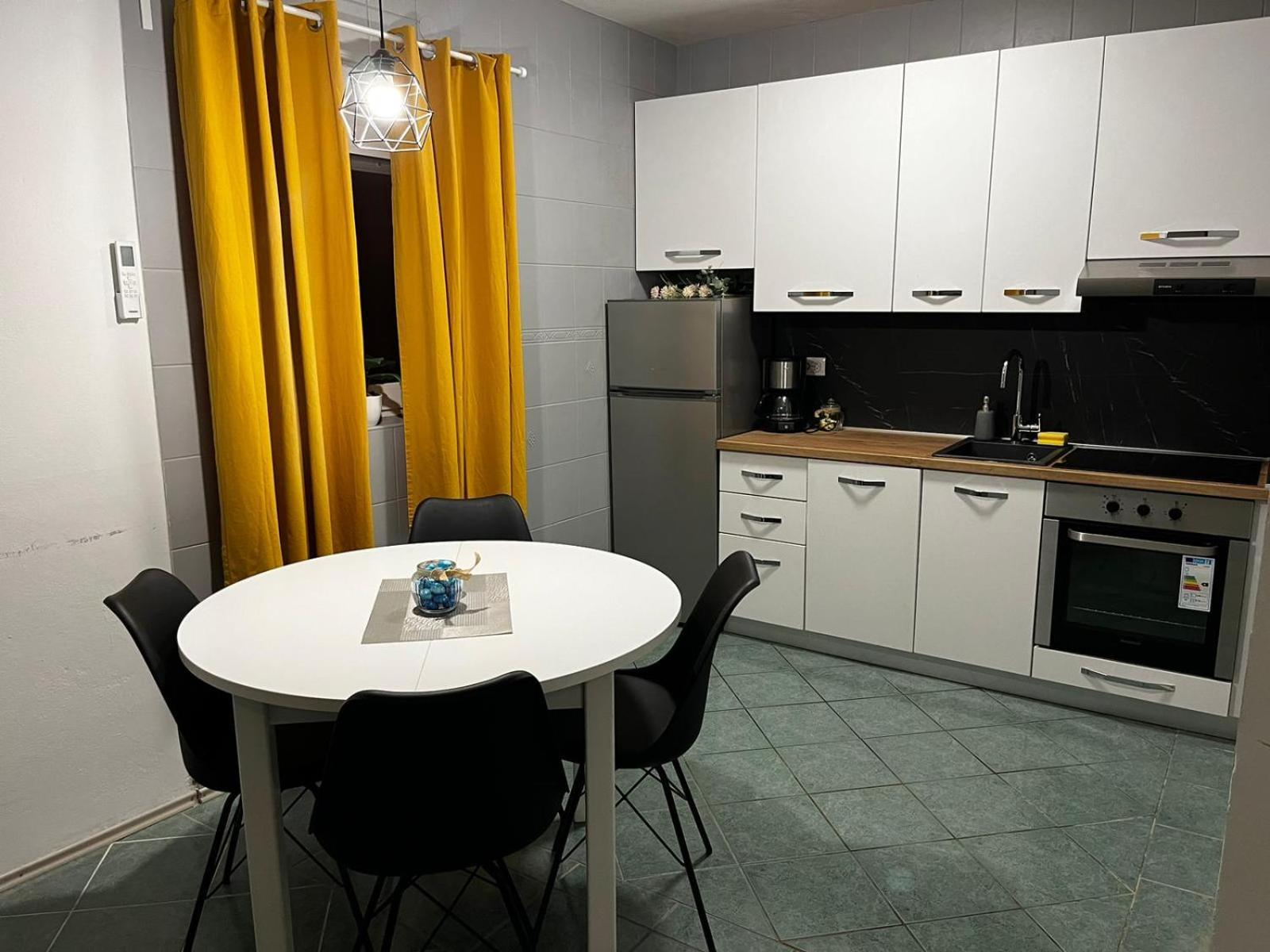 Holiday House Lara Starigrad Paklenica Eksteriør billede