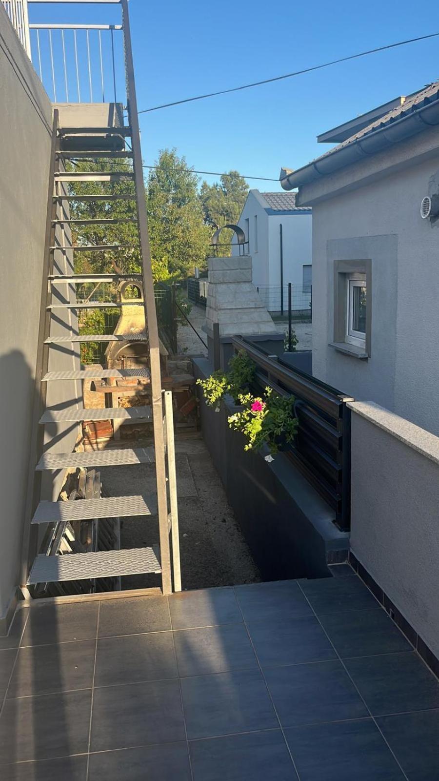 Holiday House Lara Starigrad Paklenica Eksteriør billede